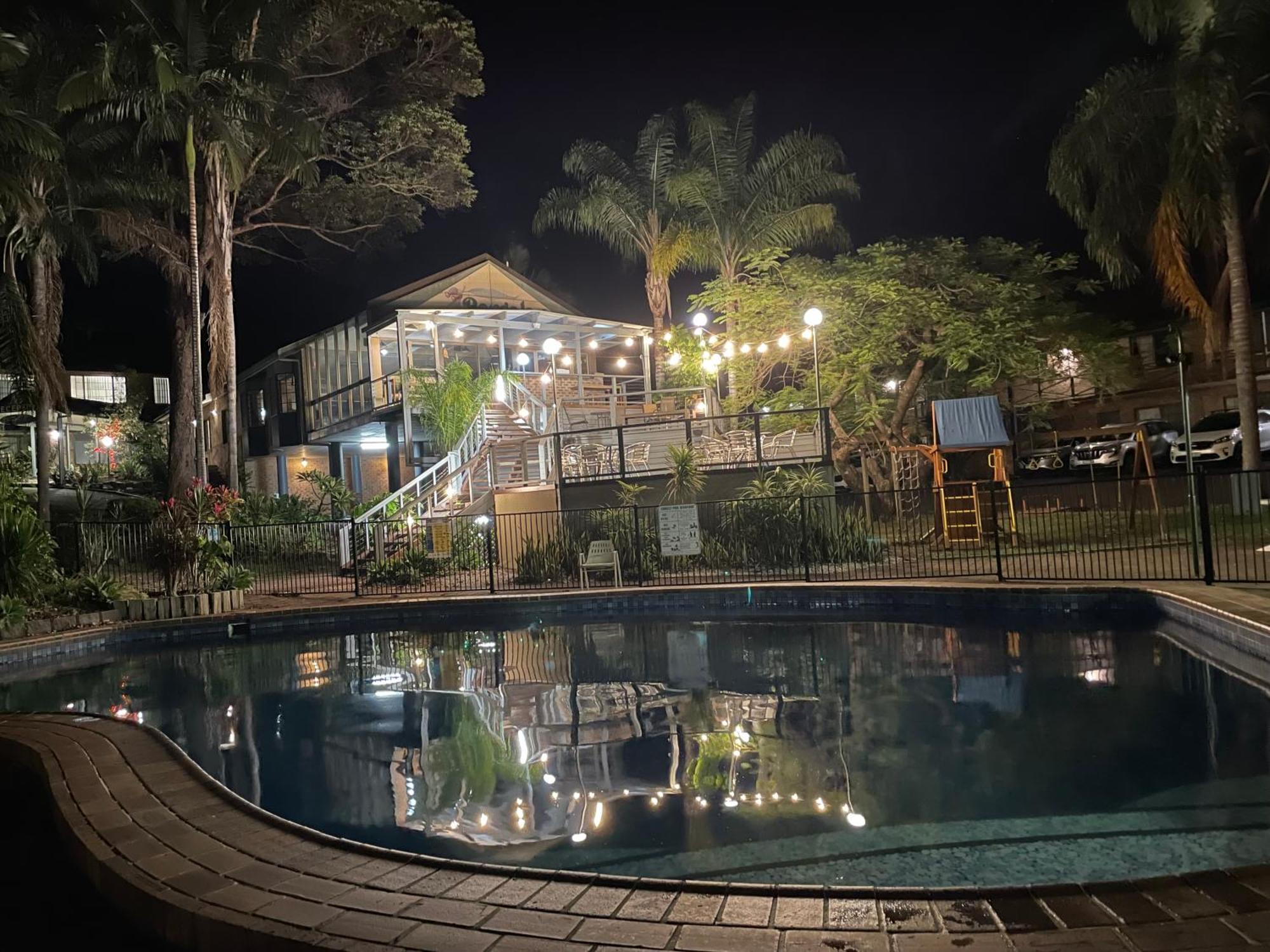 Country 2 Coast Motor Inn Coffs Harbour Kültér fotó